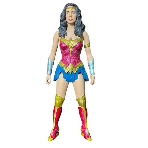 McFarlane DC Multiverse Gal Gadot 19" Wonder Woman Action Figure - Picture 1 of 12